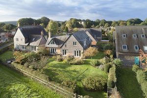 6 Deweys Place_Aerial View- click for photo gallery